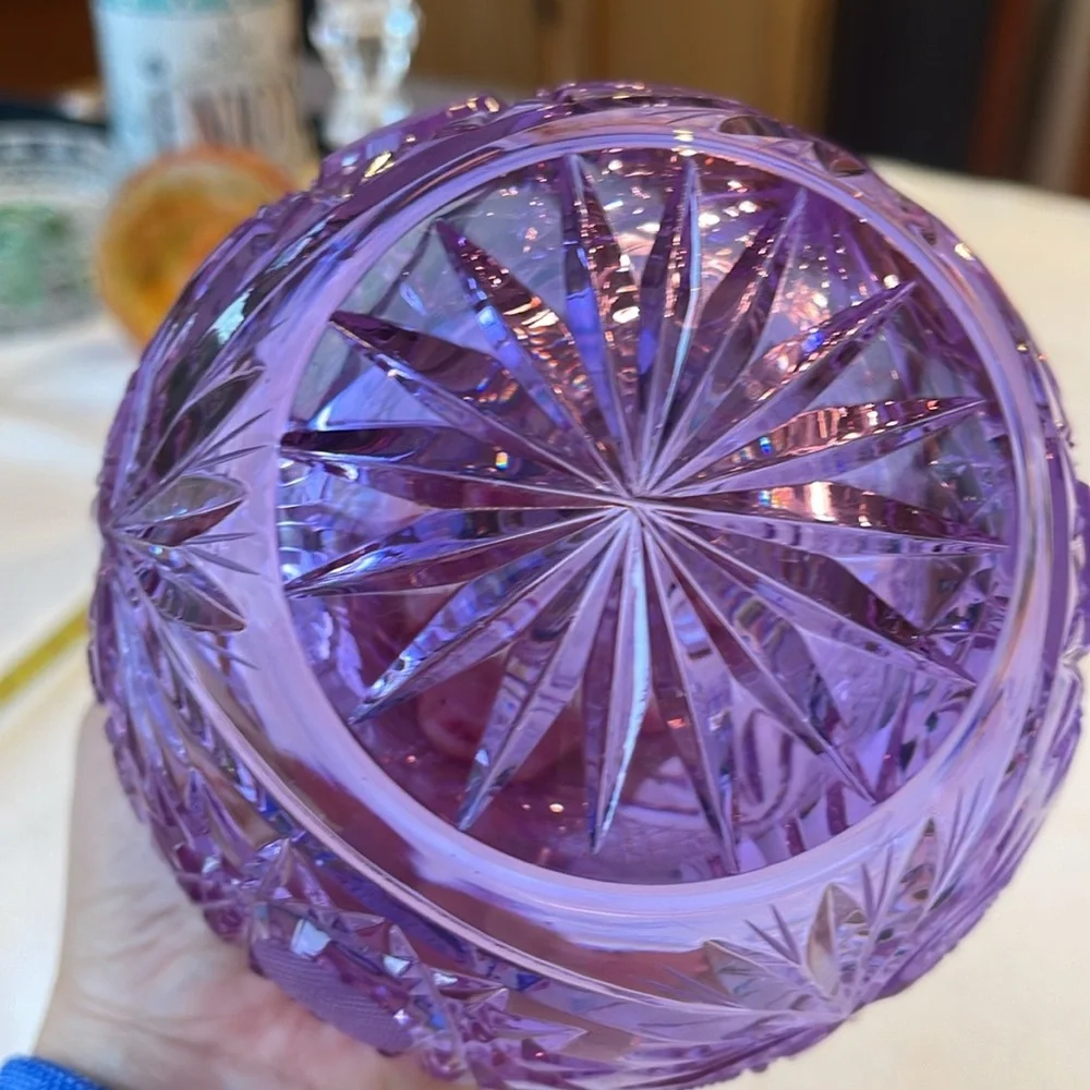 Rare high quality Purple Cut Glass Vase, rosebowl change color under LED light